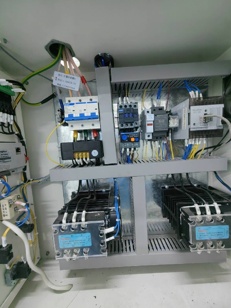 固态继电器与电力调解器区别？