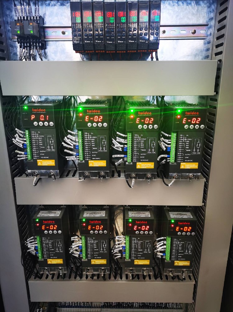 电力调解器不事情了什么原因？